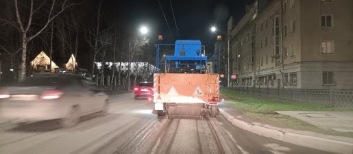 Уборка улиц и дорог спецтехникой и дорожными уборочными машинами стоимость услуг и где заказать - Краснодар
