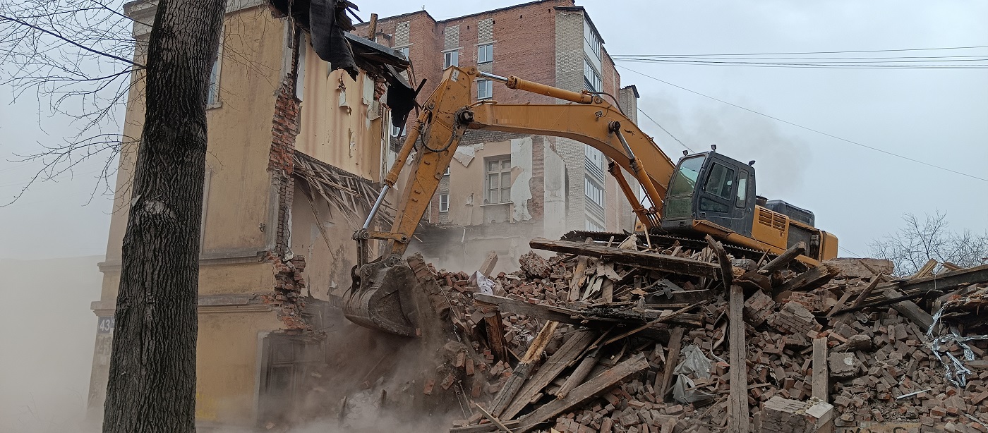Услуги по сносу и демонтажу старых домов, строений и сооружений в Крымске