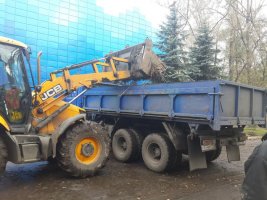 Поиск техники для вывоза и уборки строительного мусора стоимость услуг и где заказать - Новороссийск